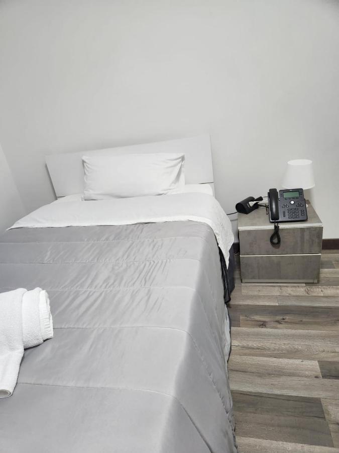 Albergo 3 Torri Maddaloni Екстер'єр фото