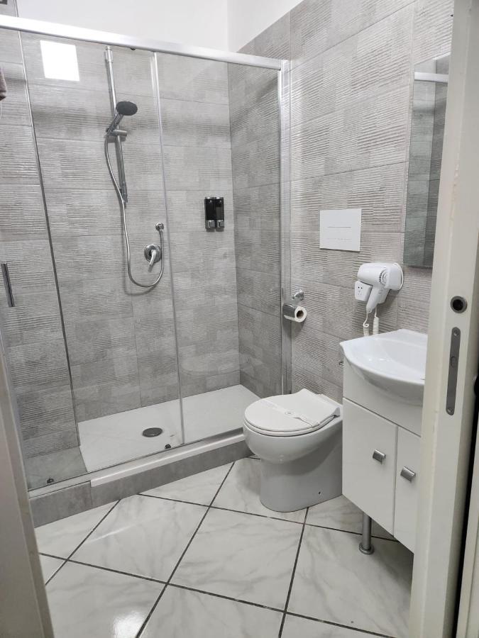 Albergo 3 Torri Maddaloni Екстер'єр фото