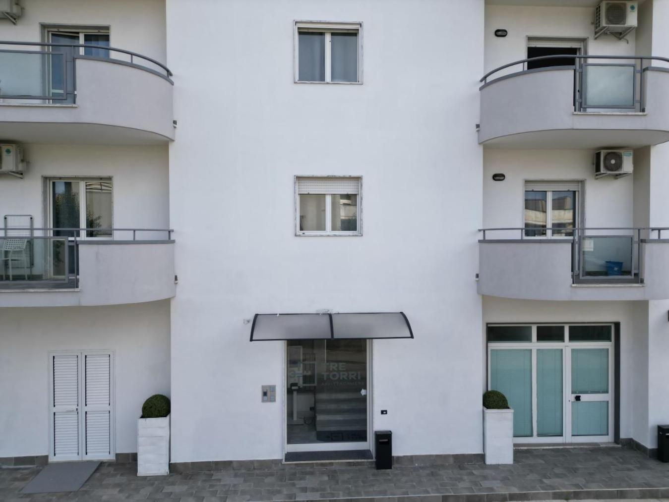 Albergo 3 Torri Maddaloni Екстер'єр фото