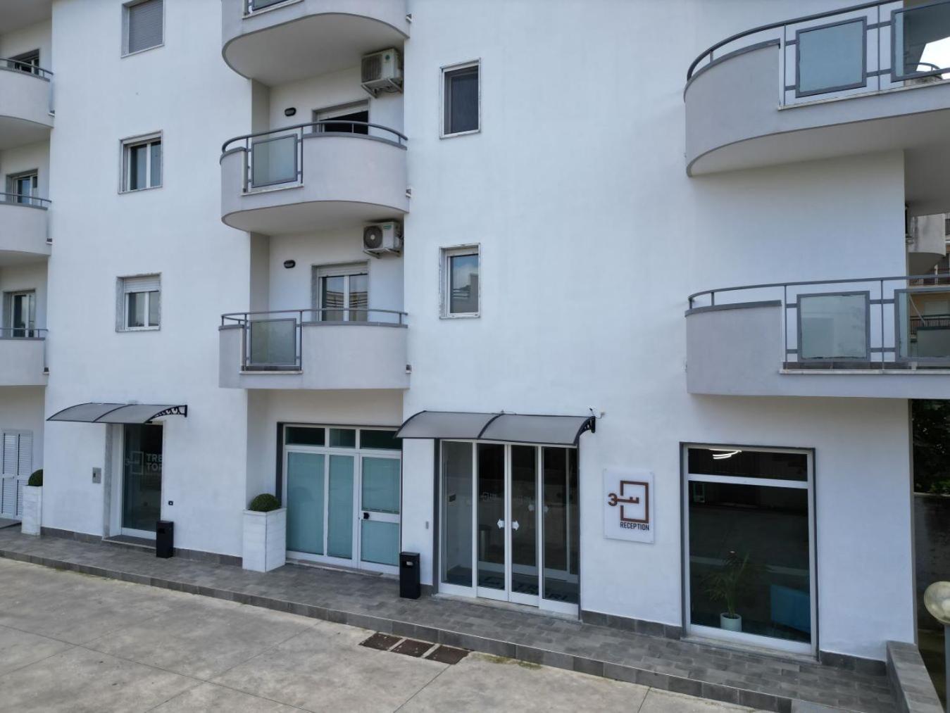 Albergo 3 Torri Maddaloni Екстер'єр фото